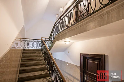 Studio 25 m² na Starym Mieście przy ul. Piwnej, Warszawa - miniatura 5