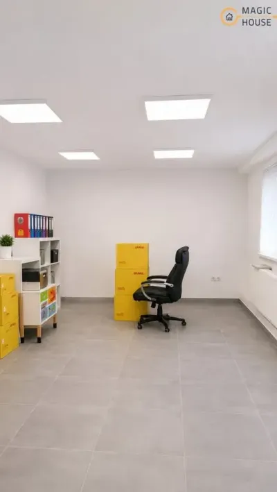 Lokal usługowy 60 m² z parkingiem w Gdyni Grabówku, ul. Kalksztajnów - miniatura 2