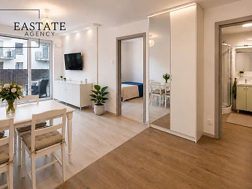 Nowoczesny 2-pokojowy apartament 40 m² z tarasem w Kobiałce, Warszawa - miniatura 2