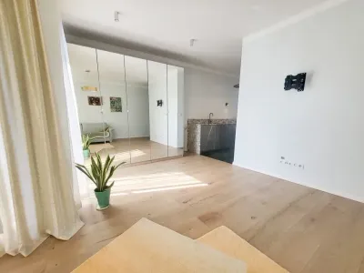 Studio 37 m² na Wilanowie z balkonem, wszystko w cenie - miniatura 3