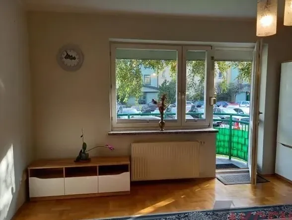 Dwupokojowy apartament 56 m² Warszawa Włochy, ul. Zapustna - zdjęcie 1