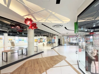 Lokal usługowo-handlowy 132 m² w Galerii Madison, Gdańsk - miniatura 4