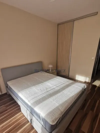 Warszawa Wola – 2-pokojowe mieszkanie przy ul. Szulborskiej z garażem - miniatura 9