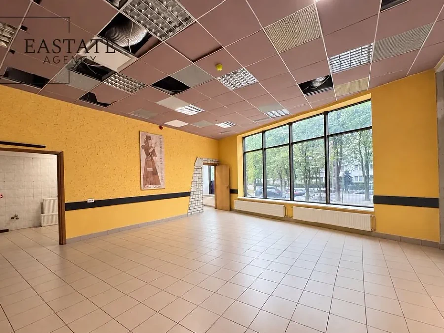 Lokal gastronomiczny 105,8 m² w Służewie, ul. Wincentego Rzymowskiego - zdjęcie 1