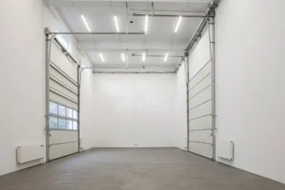 Nowy obiekt biurowo-magazynowy 320 m² na Ursynowie, Pyry - miniatura 2