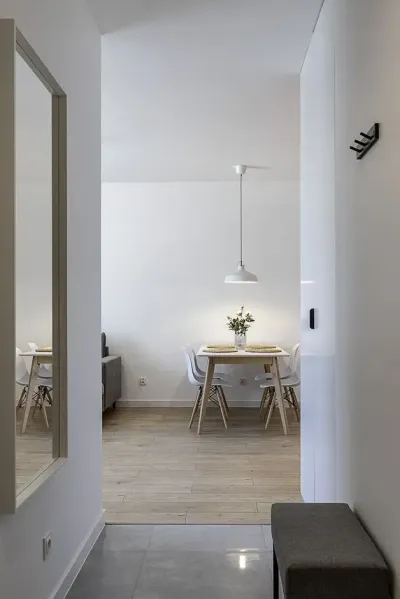 Wyposażone 2-pokojowe mieszkanie z balkonem przy Wólczańskiej w Łodzi - miniatura 6