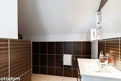 Studio fryzjerskie 95 m² w centrum handlowym, Bojano - miniatura 7