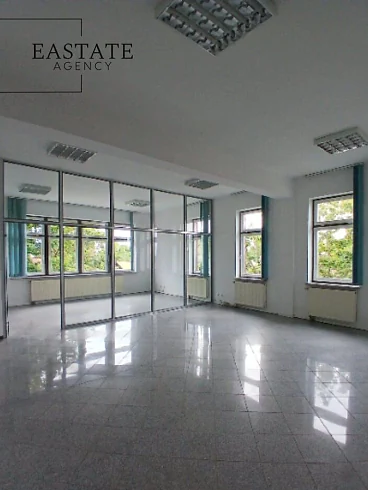 Lokal użytkowy w Sopocie Świemirowo z darmowym parkingiem przy SKM - miniatura 1