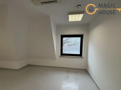 Lokal biurowy 160 m² w Aniołkach, Gdańsk – pod gabinety medyczne - miniatura 9