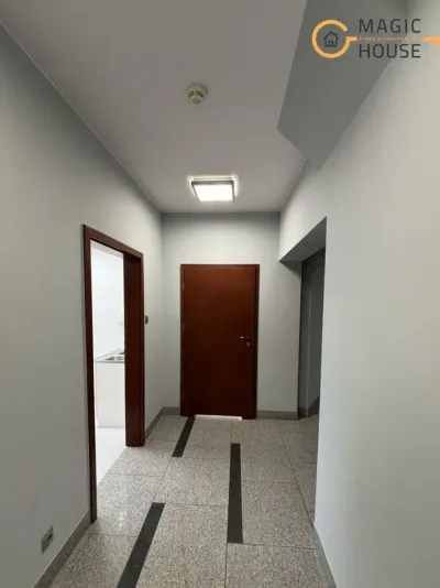 Lokal biurowy 160 m² w Aniołkach, Gdańsk – pod gabinety medyczne - miniatura 3
