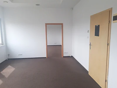 Atrakcyjne biuro do wynajęcia w prestiżowym biurowcu "Company House - miniatura 4