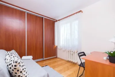 Pokój jednoosobowy przy ul. Budapesztańskiej 3 w Gdańsku - miniatura 1