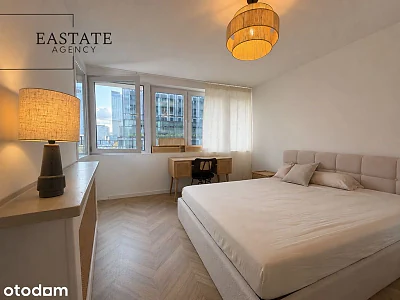 Trzypokojowy apartament 60 m² przy metrze Świętokrzyska, Warszawa - miniatura 3