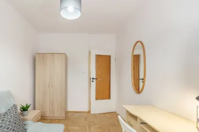 Pokój jednoosobowy przy ul. Budapesztańskiej 6D w Gdańsku - miniatura 3