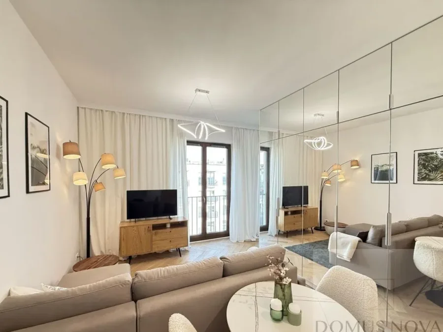 Dwupokojowy apartament 32 m² w Port Praskim, ul. Sierakowskiego - zdjęcie 1