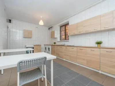 Dom dla pracowników Gdańsk Chełm, ul. Biegańskiego, 500 m² - miniatura 3