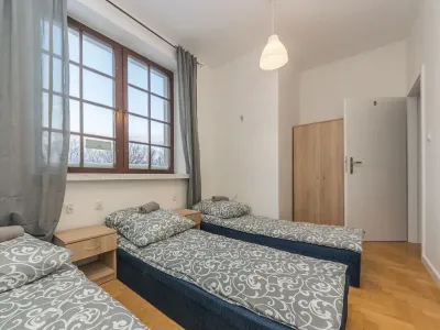 Dom dla pracowników Gdańsk Chełm, ul. Biegańskiego, 500 m² - miniatura 9