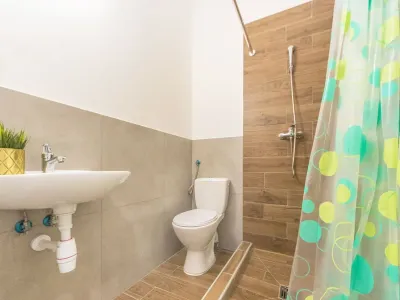 Dom dla pracowników Gdańsk Chełm, ul. Biegańskiego, 500 m² - miniatura 8