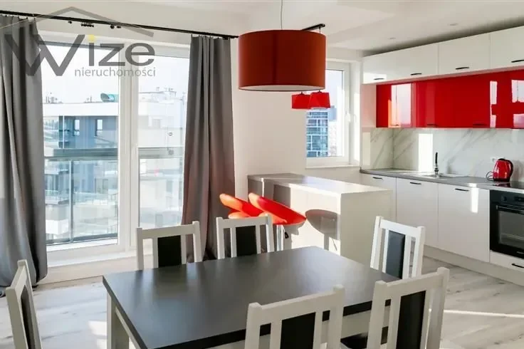 3-pokojowy apartament na Przymorzu, osiedle Mezzo, balkon i garaż - zdjęcie 1