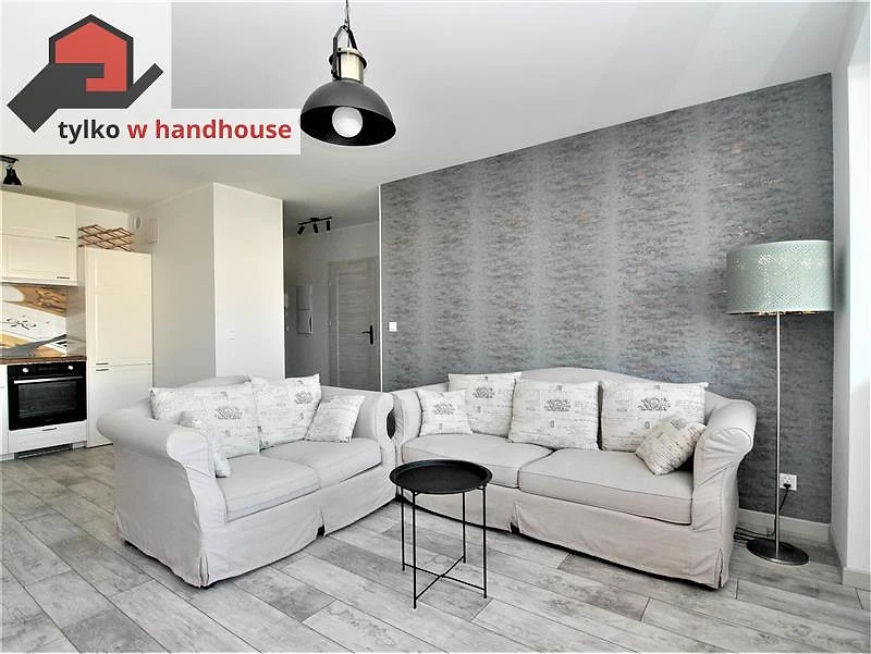 Dwupokojowy apartament 44 m² Gdynia Chwarzno-Wiczlino, balkon - zdjęcie 1