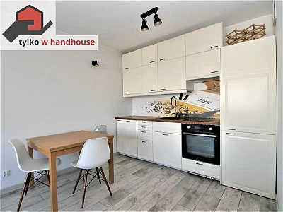 Dwupokojowy apartament 44 m² Gdynia Chwarzno-Wiczlino, balkon - miniatura 2