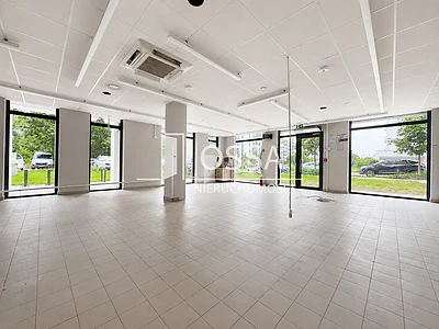 Lokal usługowy 141,18 m² na wynajem | Gdańsk Letnica, ul. Starowiejskiej - miniatura 2