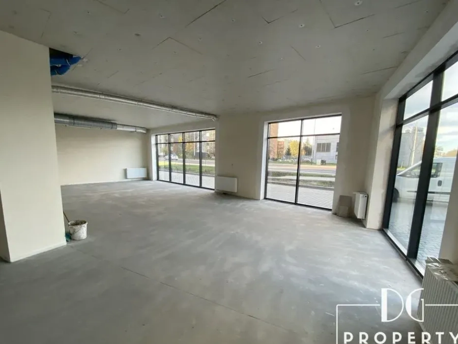 Lokal użytkowy 110 m² Bródno, stan deweloperski, zgoda na alkohol - zdjęcie 1