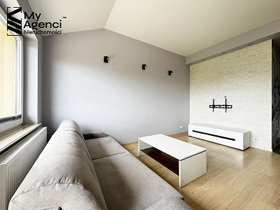 Dwupokojowe mieszkanie 48 m² na wynajem w Rumi, ul. Dąbrowskiego - miniatura 2