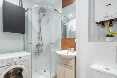 Pokój jednoosobowy przy ul. Kołobrzeskiej 39A w Gdańsku - miniatura 4