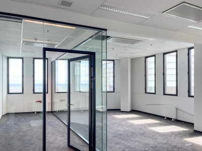 Niezależne piętro biurowe 899 m² przy Marinie w Gdyni - miniatura 4