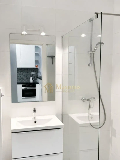 2-pokojowy apartament z balkonem przy Placu Konesera, Dworzec Wileński - miniatura 9