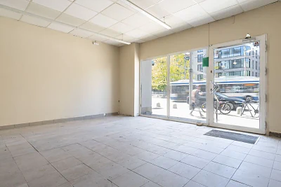 Lokal usługowy 110 m² na wynajem – Plac Kaszubski, Gdynia - miniatura 5