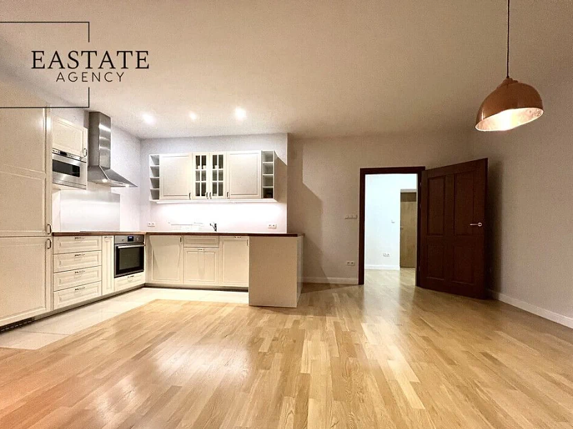 Dwupokojowy apartament 65 m² przy Wilczej w Śródmieściu Południowym - zdjęcie 1