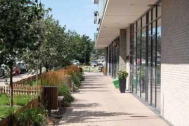 Lokal użytkowy 66 m² Gdańsk Letnica z witrynami i klimatyzacją - miniatura 3