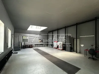 Hala magazynowa 150 m² z zapleczem biurowym – Sulejówek, Wspólna - miniatura 2