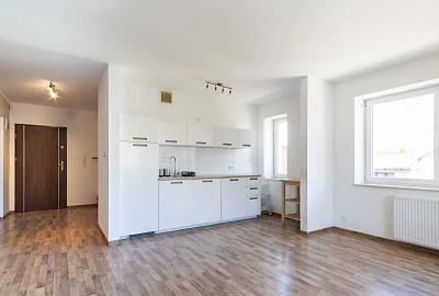 Lokal handlowo-usługowy do wynajęcia – Gdynia Orłowo, ul. Jodłowa - miniatura 4