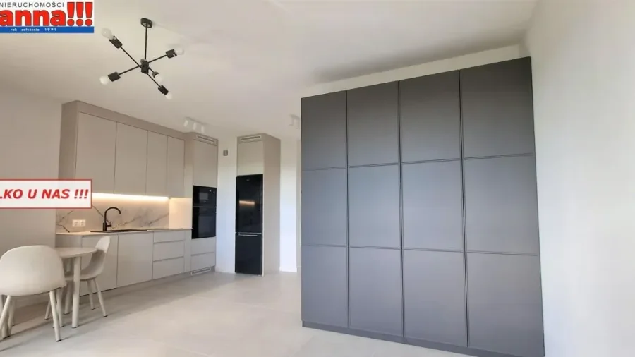 Studio w Nowej Letnicy, Gdańsk – widok na las i strefa fitness - zdjęcie 1