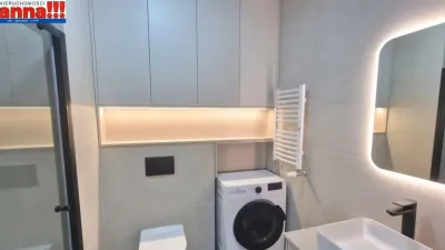 Studio w Nowej Letnicy, Gdańsk – widok na las i strefa fitness - miniatura 6