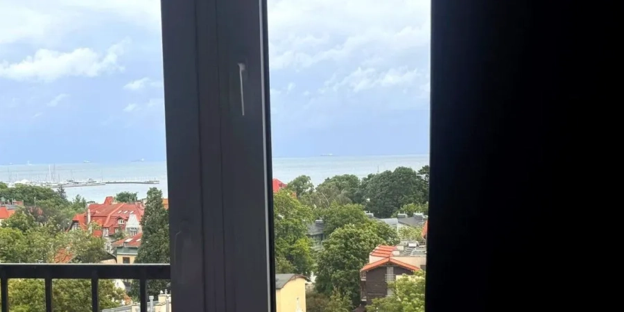 Dwupokojowy apartament 42 m² w Dolnym Sopocie, ul. Bitwy pod Płowcami - zdjęcie 1