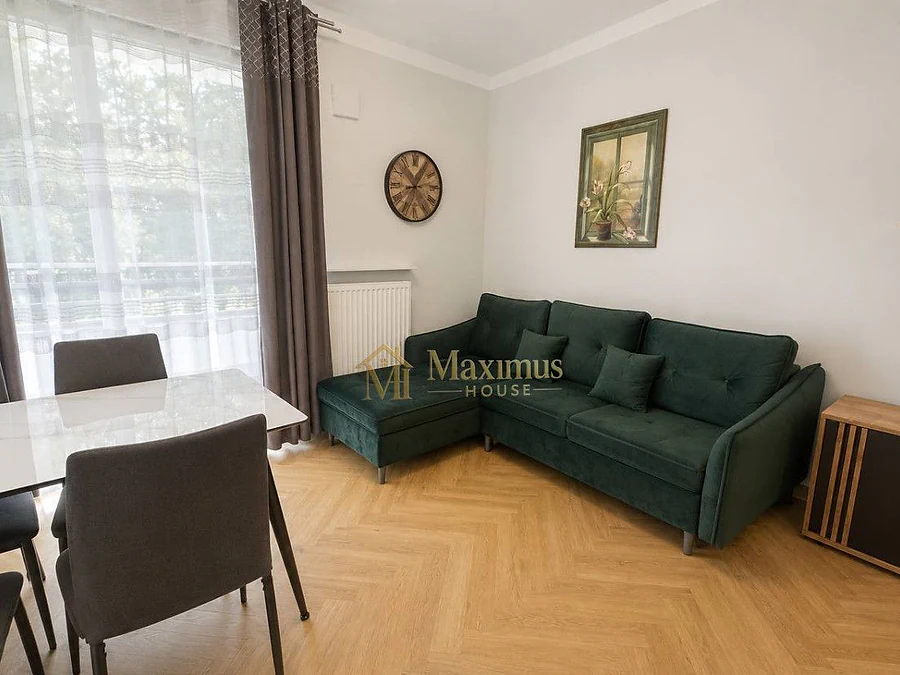 Apartament 70 m² na Saskiej Kępie, 3 pokoje, 2 balkony, garaż - zdjęcie 1