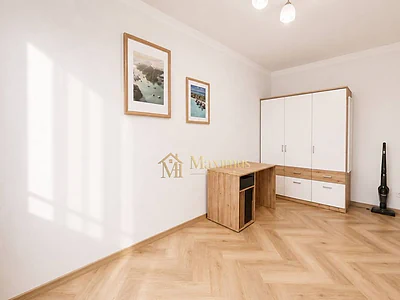 Apartament 70 m² na Saskiej Kępie, 3 pokoje, 2 balkony, garaż - miniatura 8