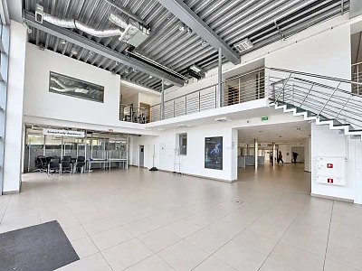 Salon i serwis samochodowy na wynajem – Warszawa Szmulowizna, 2900 m² - miniatura 4