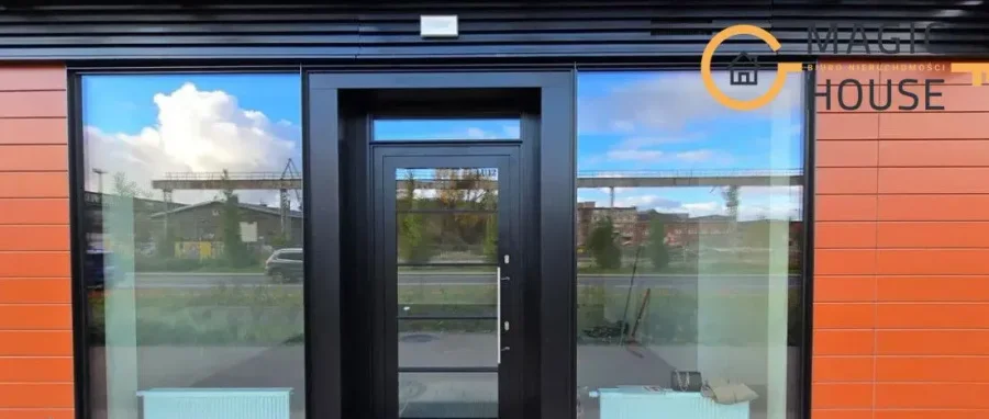 Lokal usługowy 51 m² z witryną – DOKI, centrum Gdańska - zdjęcie 1