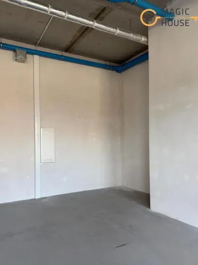 Lokal usługowy 51 m² z witryną – DOKI, centrum Gdańska - miniatura 3
