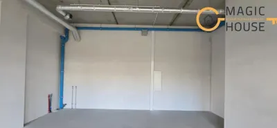 Lokal usługowy 51 m² z witryną – DOKI, centrum Gdańska - miniatura 2