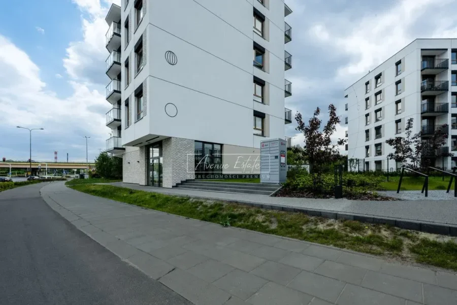 Lokal gastronomiczny 64 m² z witrynami i ogrodem – Mokotów - zdjęcie 1