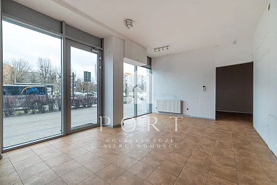 Lokal handlowo-usługowy 43 m² w ciągu handlowym – Gdańsk Zaspa - miniatura 1