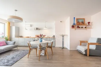 Dwupokojowy apartament 70 m² | plac Kaszubski, Gdynia | blisko morza - miniatura 3
