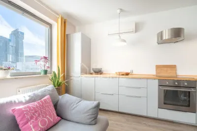 Dwupokojowy apartament 70 m² | plac Kaszubski, Gdynia | blisko morza - miniatura 7