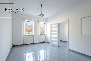 Przestrzeń biurowa 31,9 m² w Sopocie Świemirowie, blisko SKM - miniatura 1